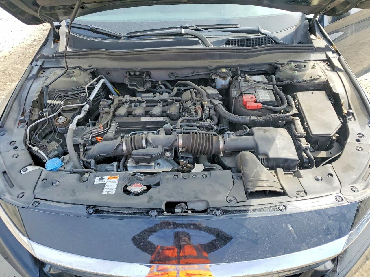 2018 HONDA ACCORD LX photo 31