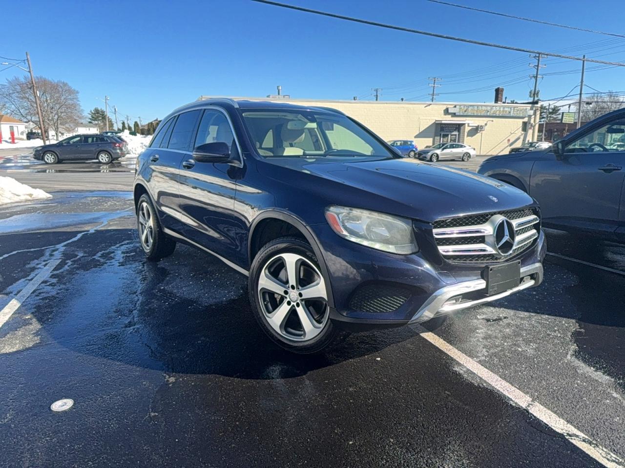2016 MERCEDES-BENZ GLC