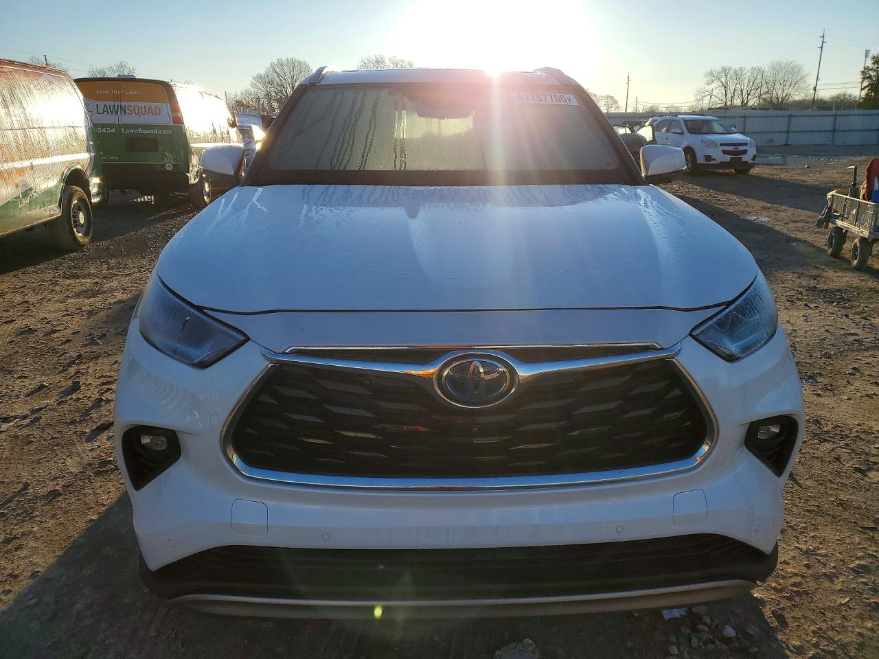 2023 TOYOTA HIGHLANDER HYBRID PLATINUM photo 5