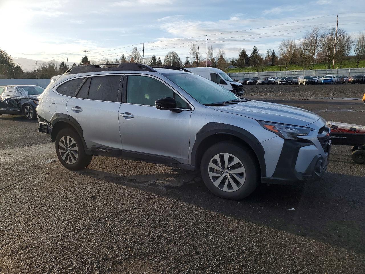 2025 SUBARU OUTBACK PREMIUM photo 4