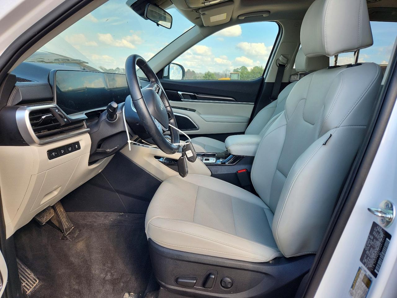 2025 KIA TELLURIDE S photo 13