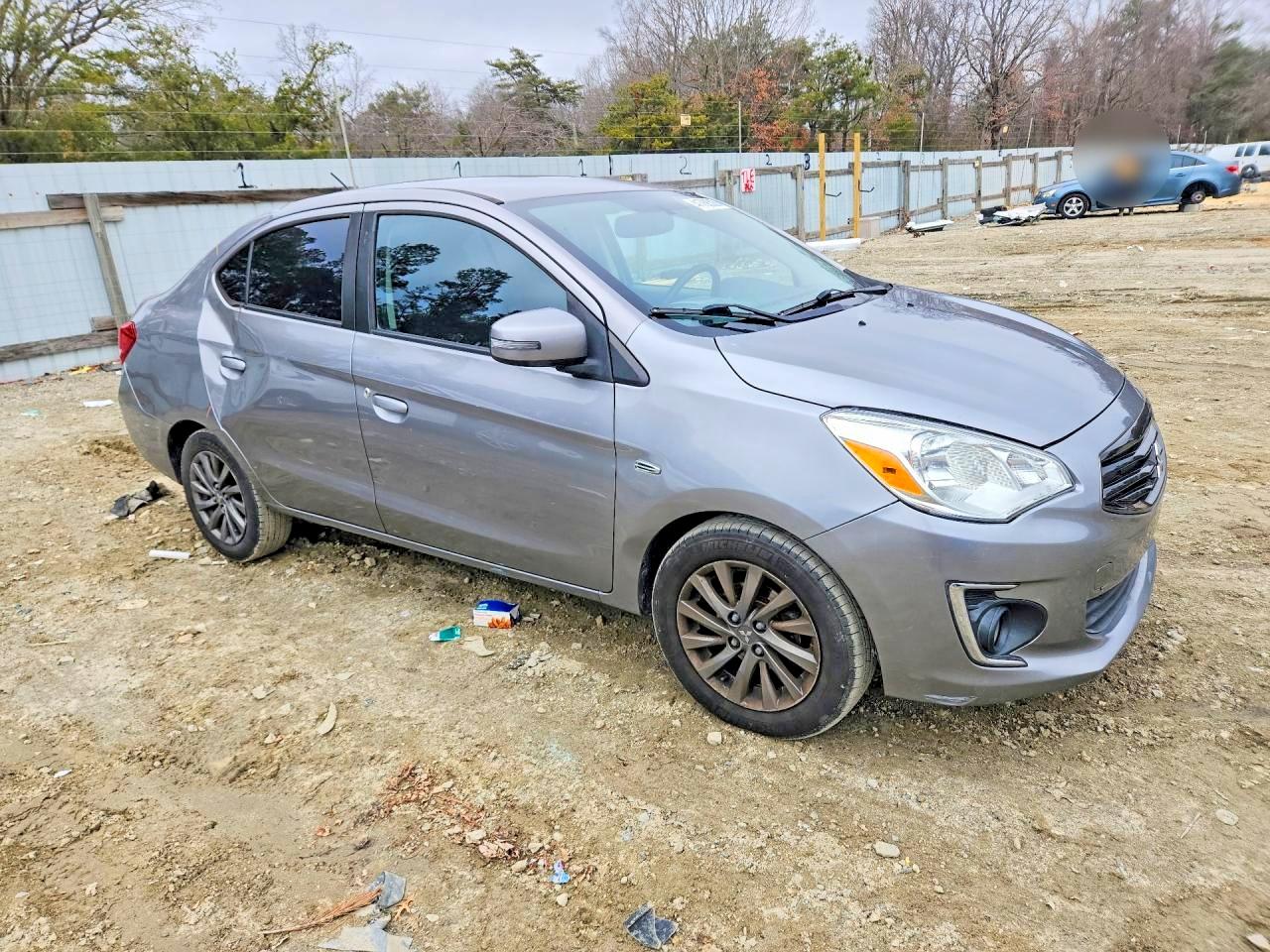 2017 MITSUBISHI MIRAGE G4 SE photo 7