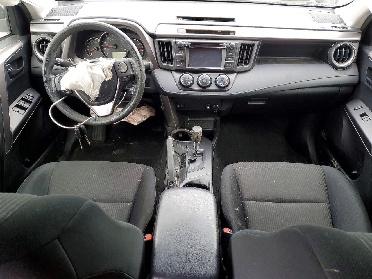 2016 TOYOTA RAV4 LE photo 8