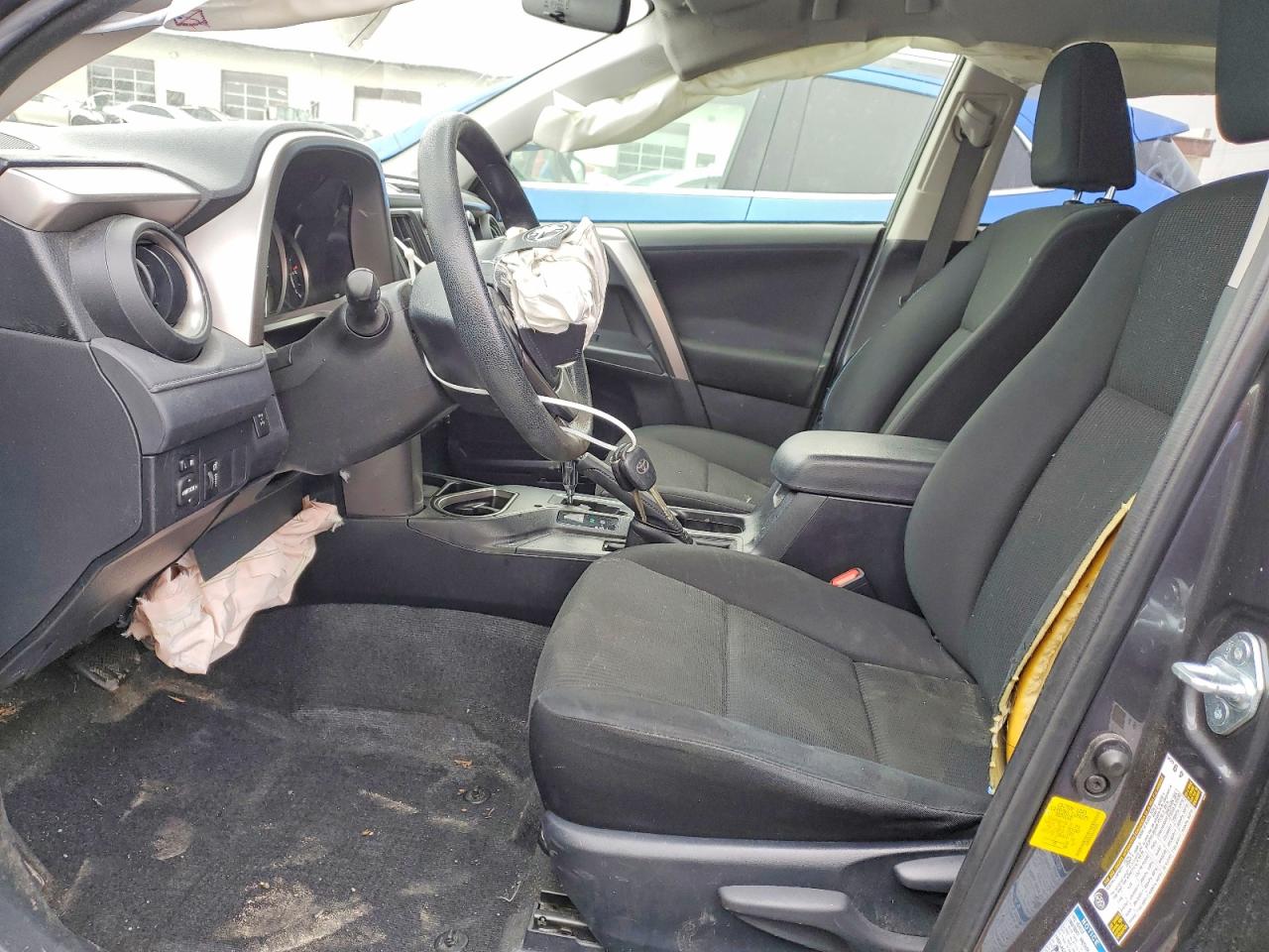 2016 TOYOTA RAV4 LE photo 7