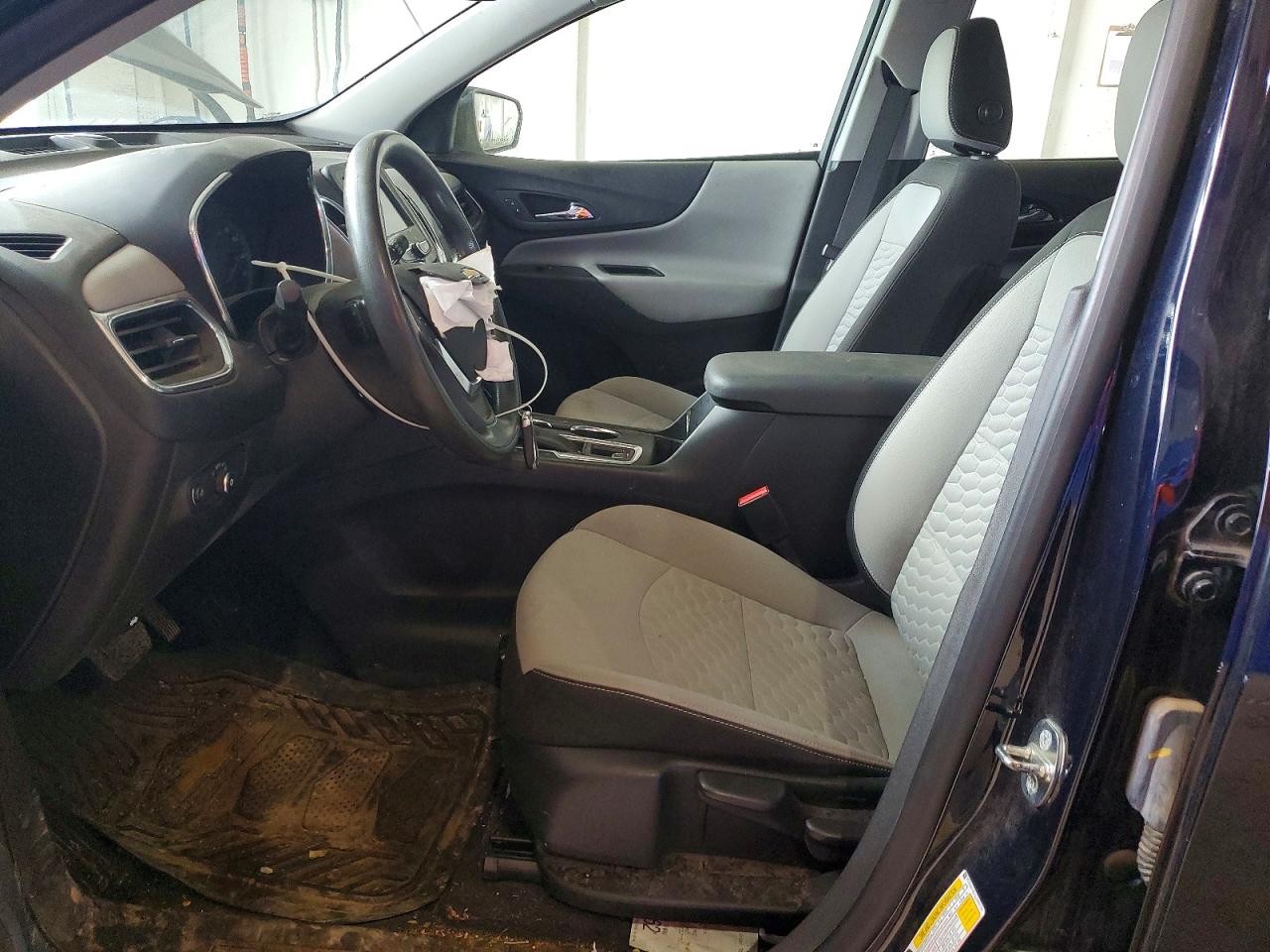 2020 CHEVROLET EQUINOX photo 7