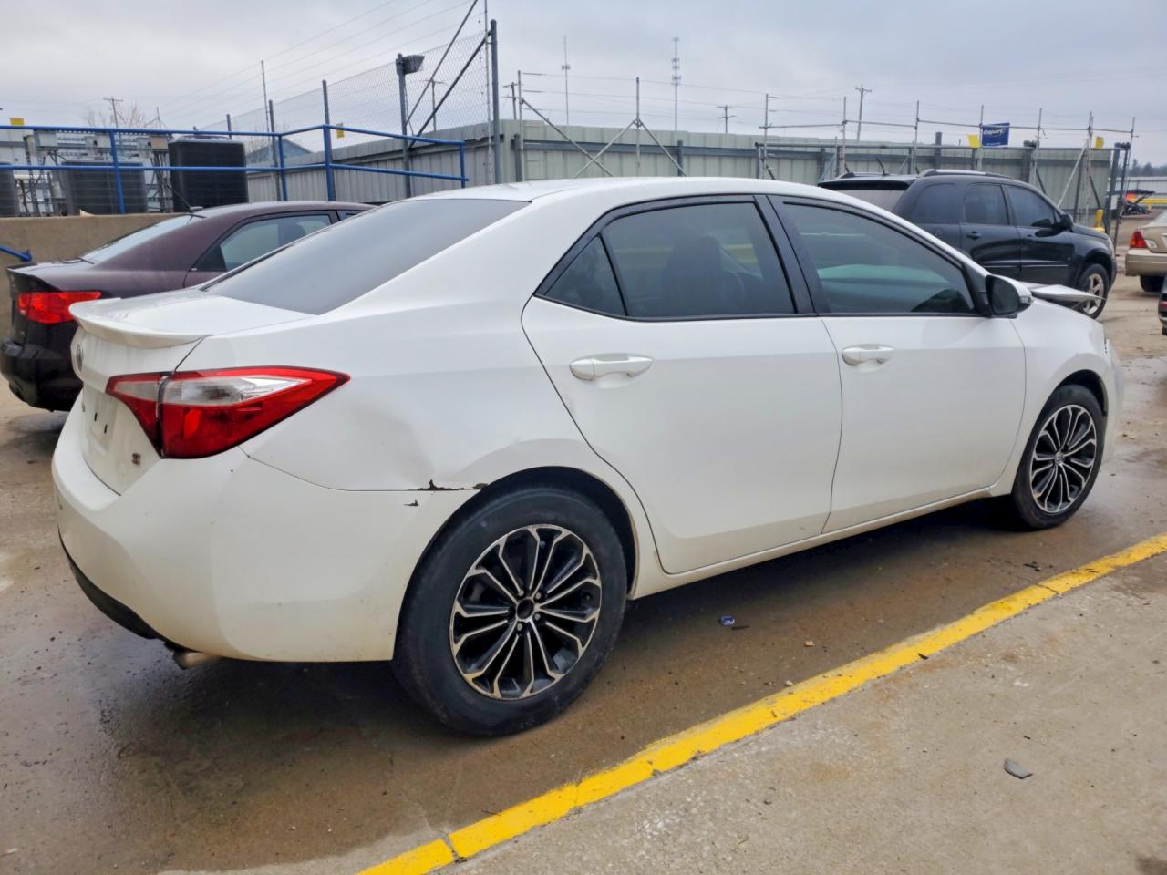 2016 TOYOTA COROLLA S PLUS photo 5