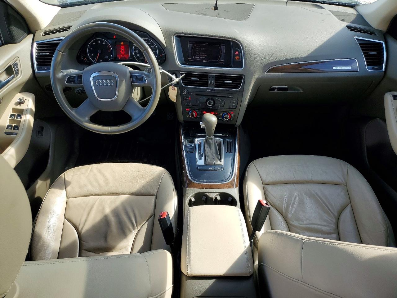 2011 AUDI Q5 PREMIUM PLUS photo 8