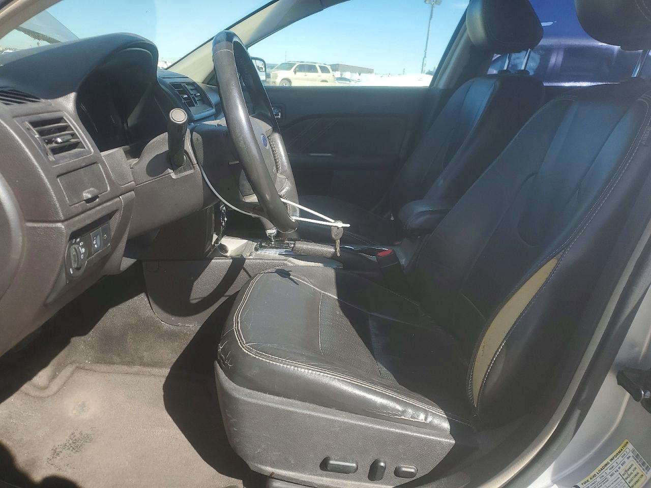 2011 FORD FUSION SPORT photo 13