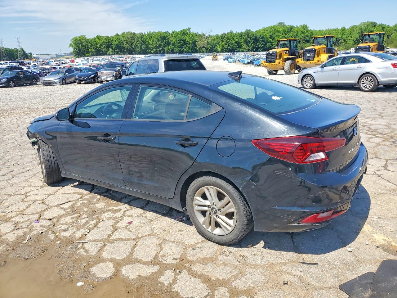 2019 HYUNDAI ELANTRA VALUE EDITION photo 4