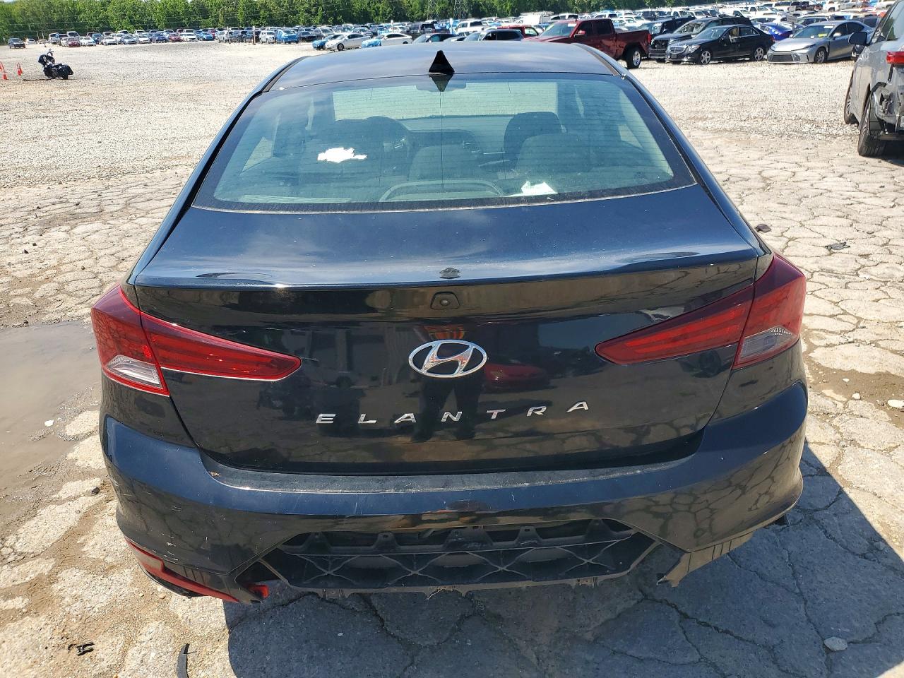 2019 HYUNDAI ELANTRA VALUE EDITION photo 16