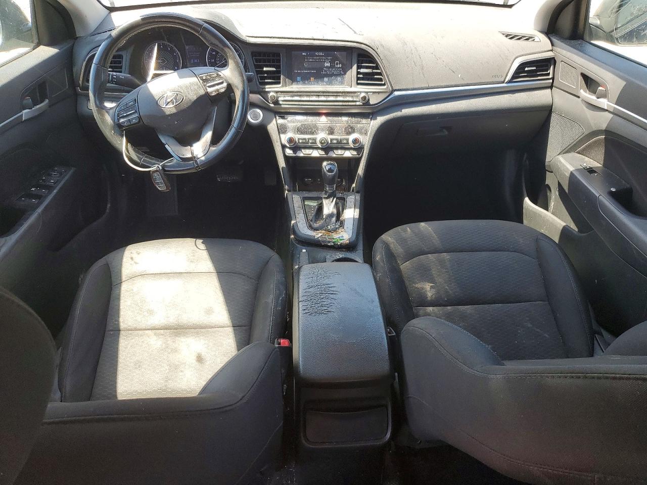 2019 HYUNDAI ELANTRA VALUE EDITION photo 22