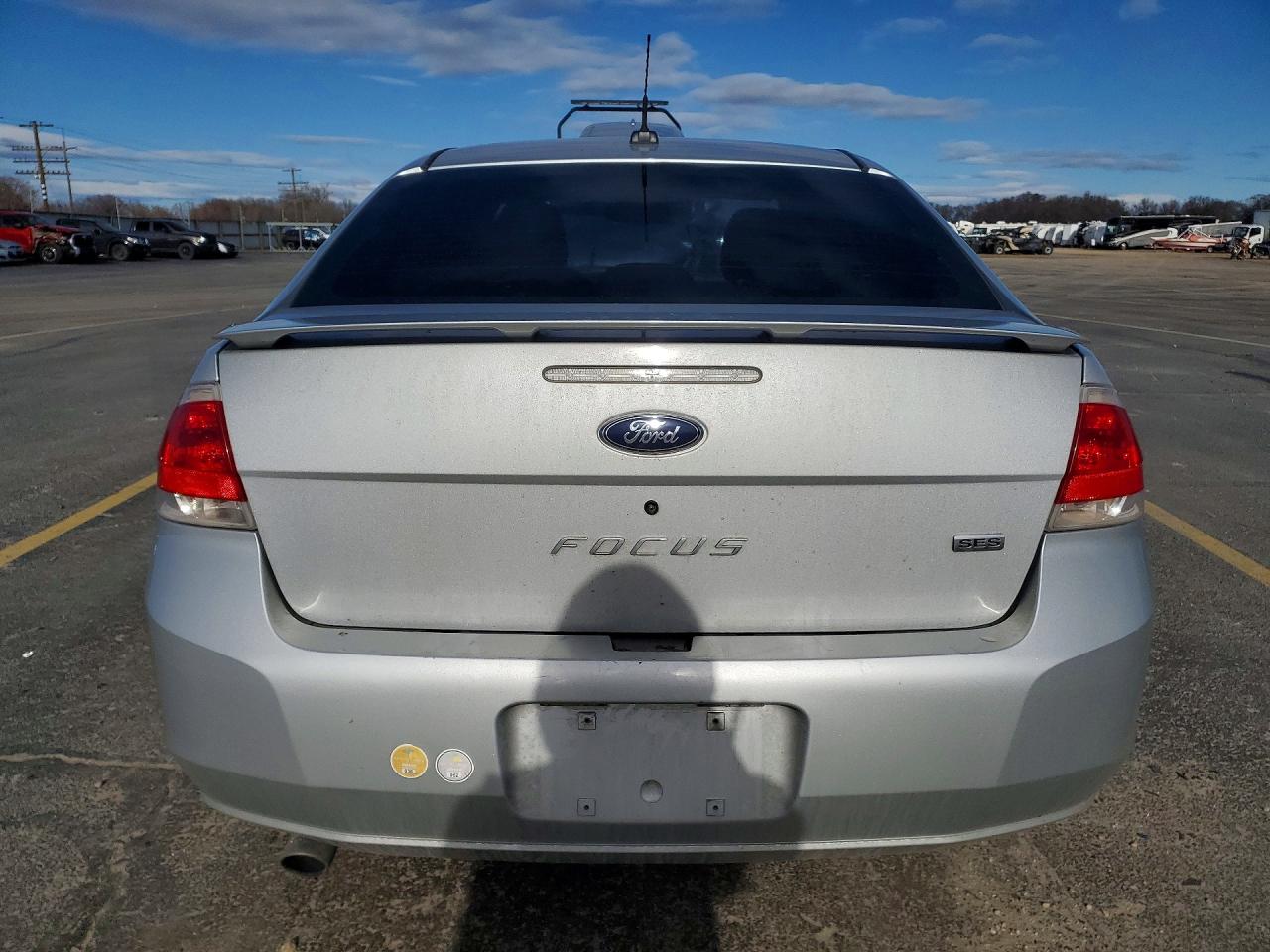 2009 FORD FOCUS SES photo 6