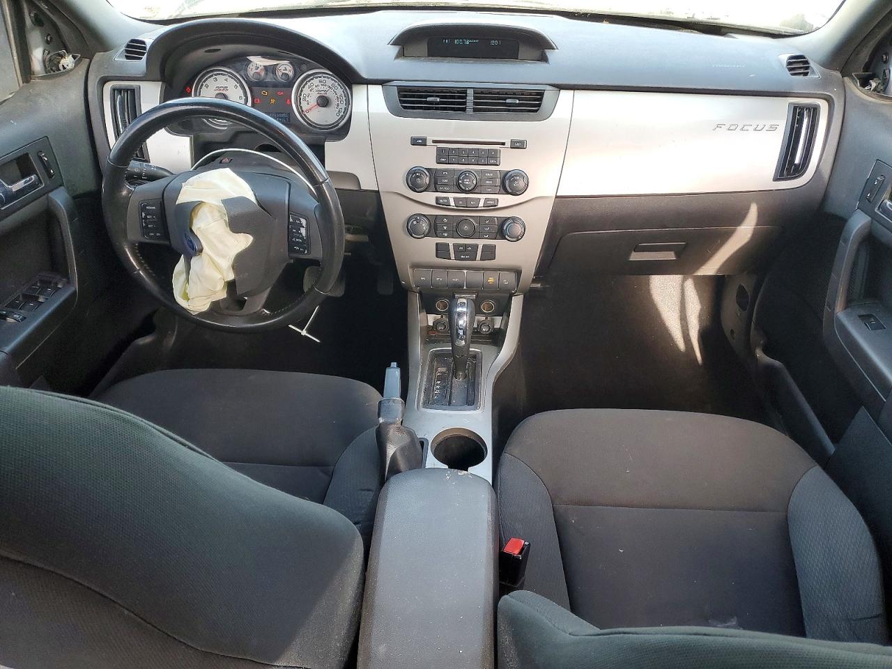 2009 FORD FOCUS SES photo 8