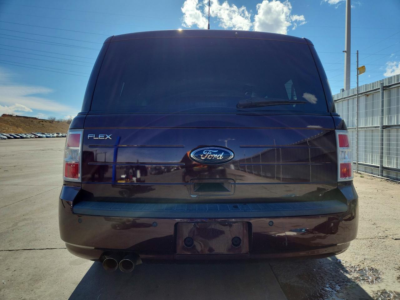 2011 FORD FLEX SE photo 6