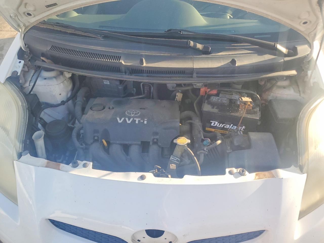 2010 TOYOTA YARIS BASE photo 31