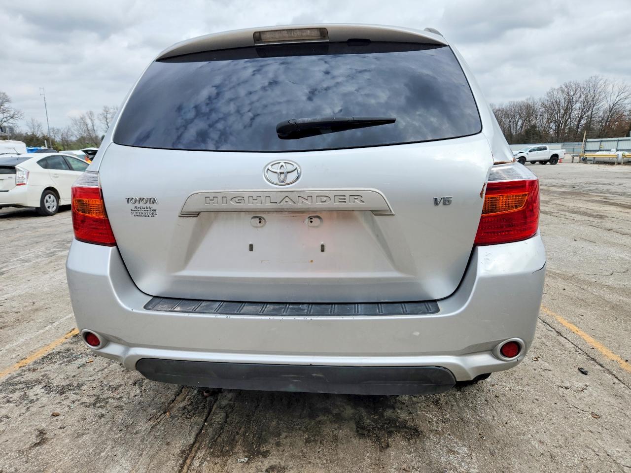 2008 TOYOTA HIGHLANDER BASE photo 11