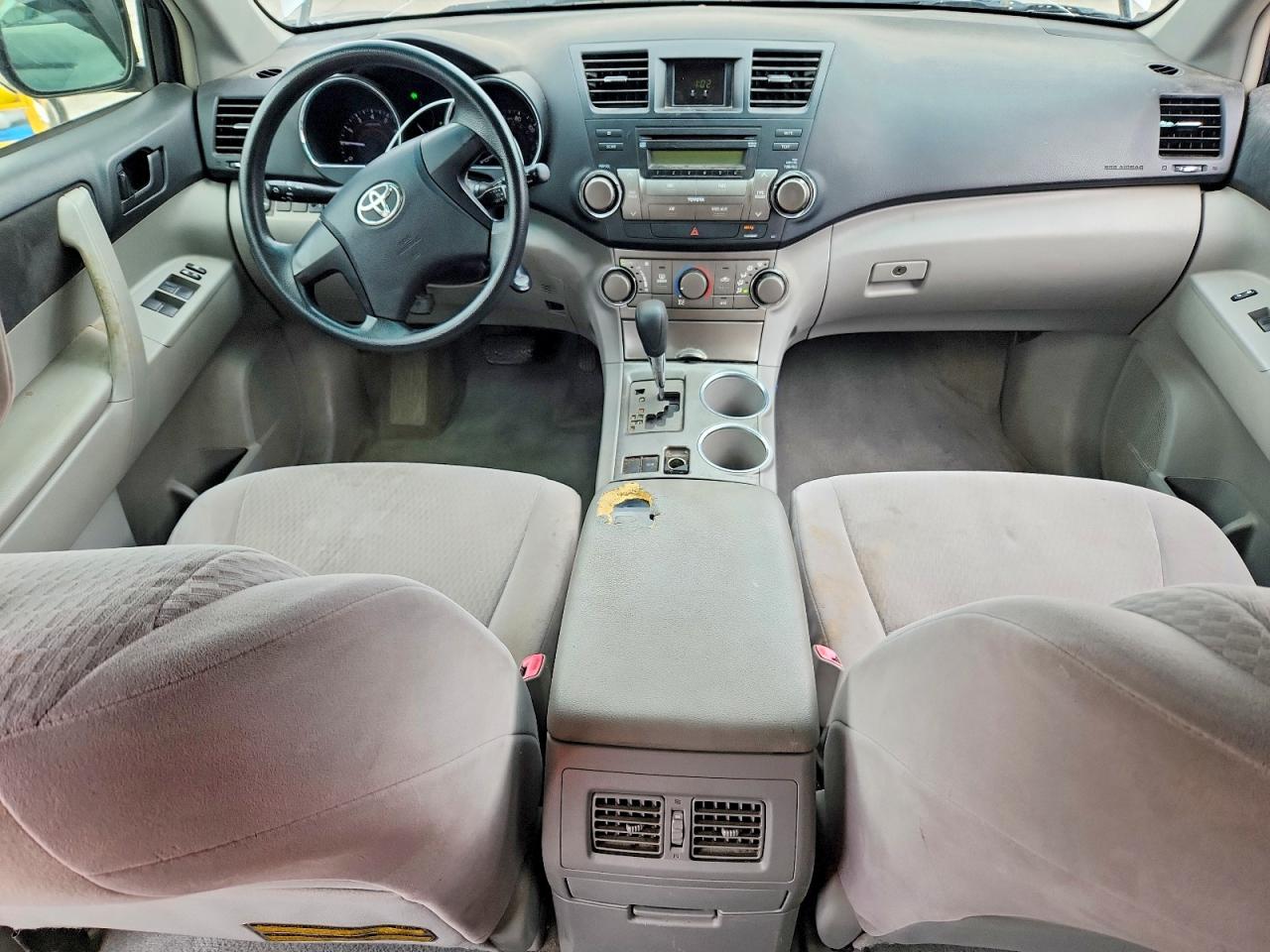 2008 TOYOTA HIGHLANDER BASE photo 15