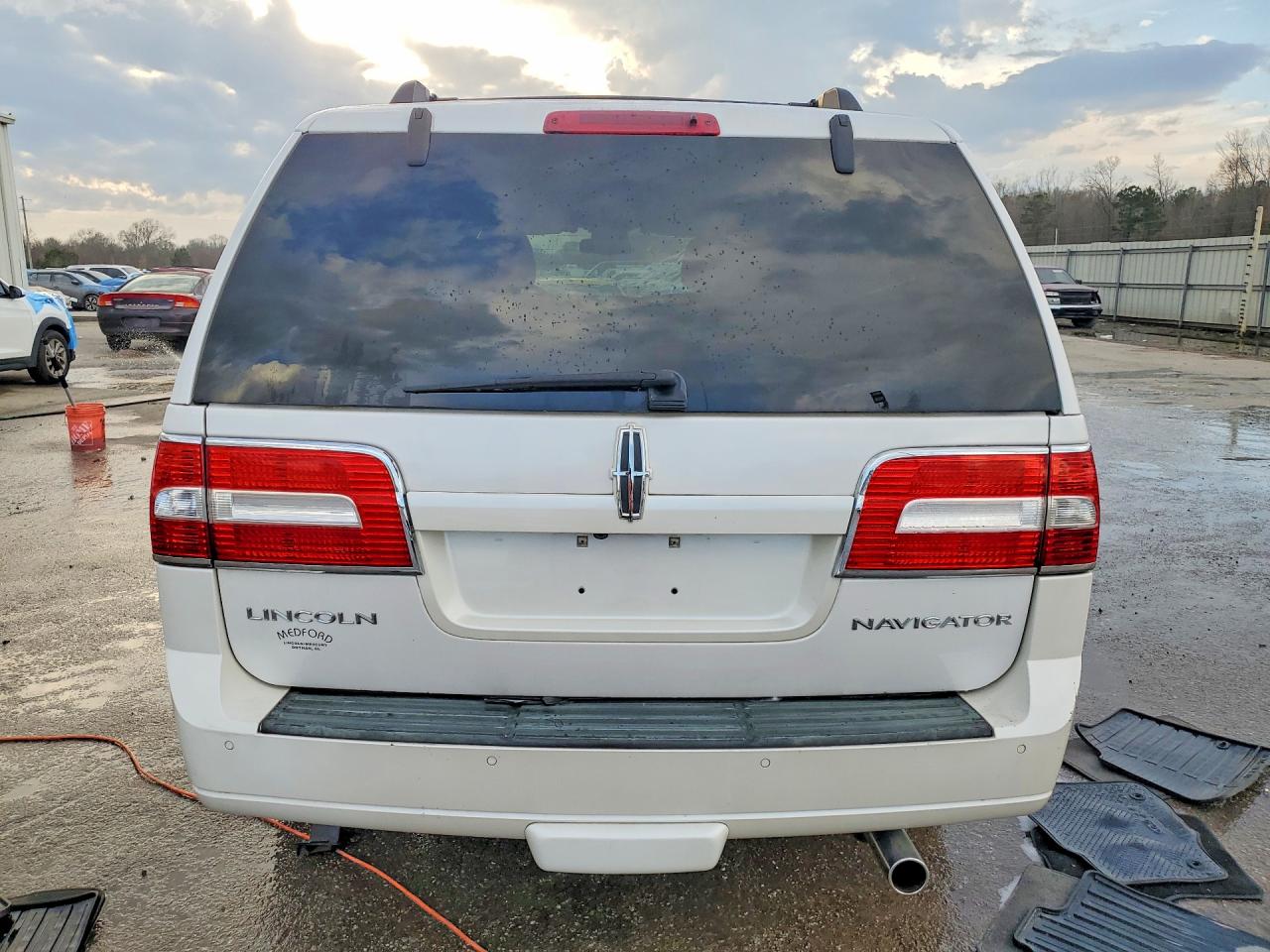 2009 LINCOLN NAVIGATOR photo 16