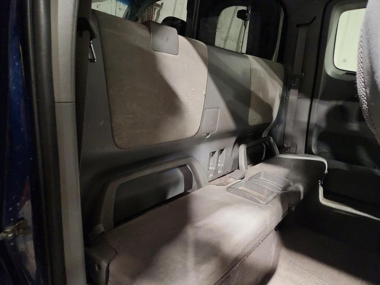 2006 TOYOTA TACOMA photo 10