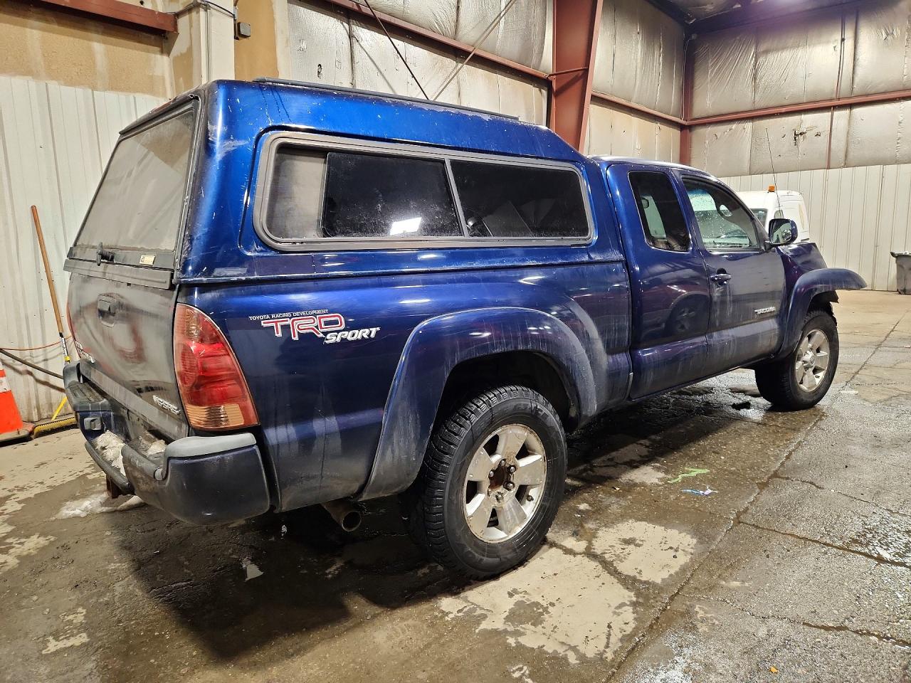 2006 TOYOTA TACOMA photo 3
