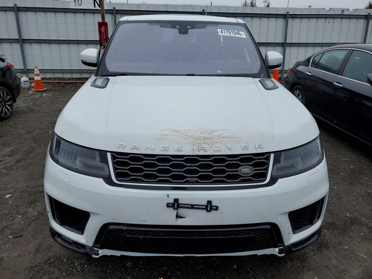 2020 LAND ROVER RANGE ROVER SPORT HSE photo 9