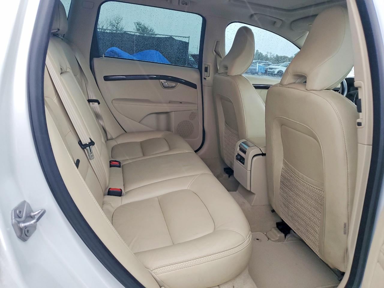 2015 VOLVO XC70 T6 PLATINUM photo 31