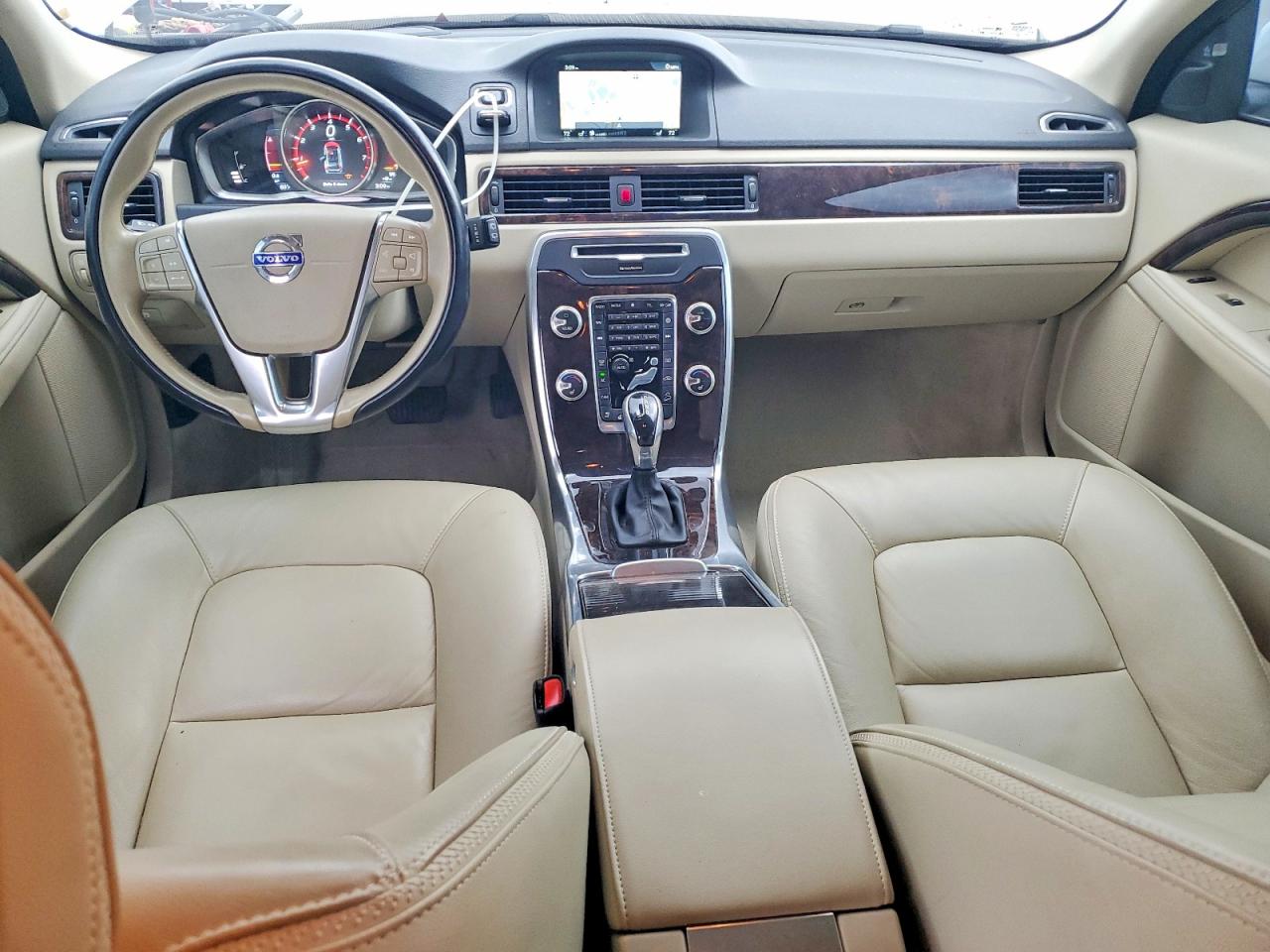 2015 VOLVO XC70 T6 PLATINUM photo 22
