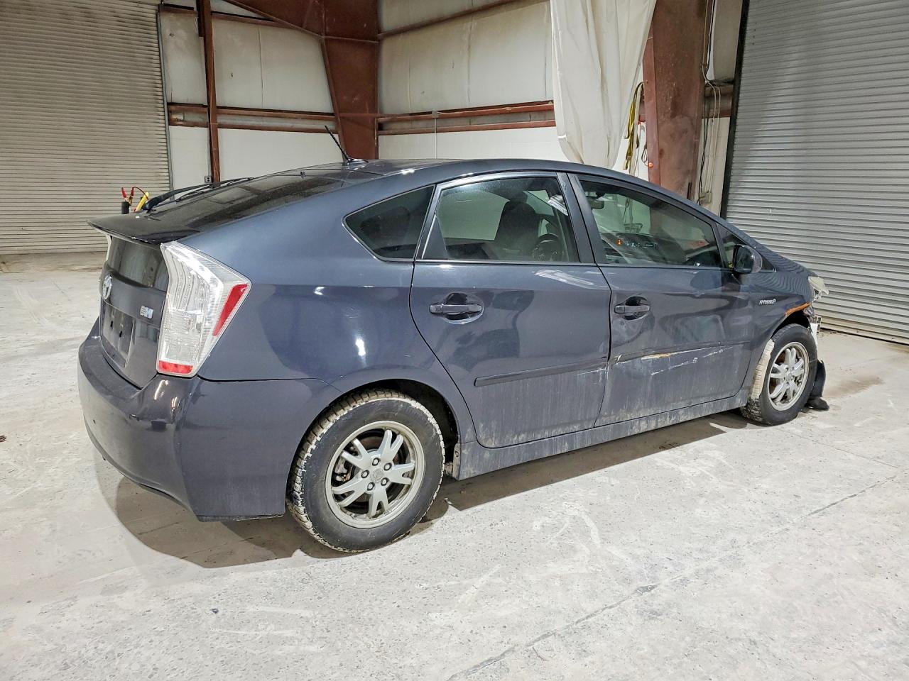 2010 TOYOTA PRIUS III photo 7
