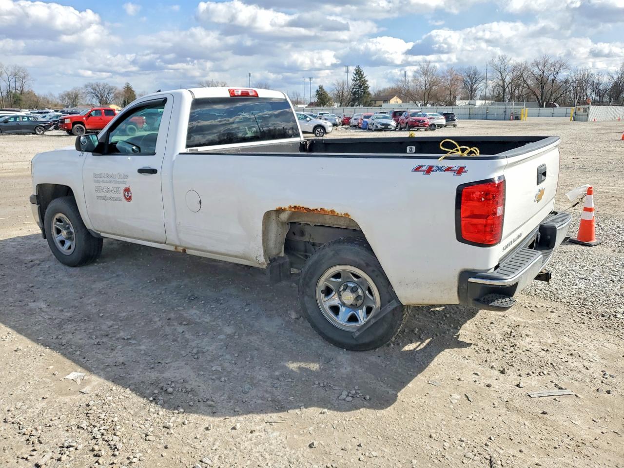 2014 CHEVROLET SILVERADO K1500 photo 3
