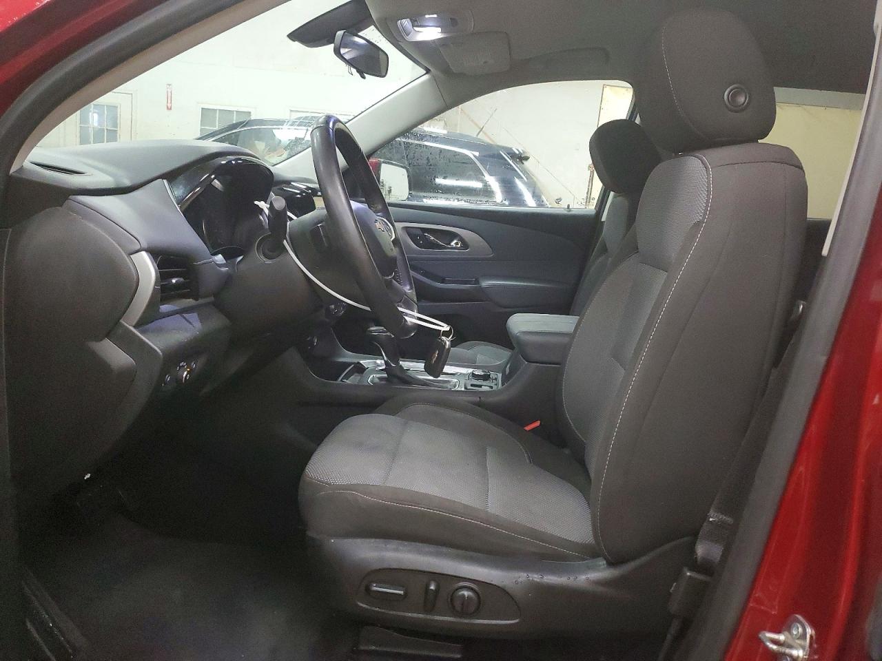 2019 CHEVROLET TRAVERSE LT photo 7