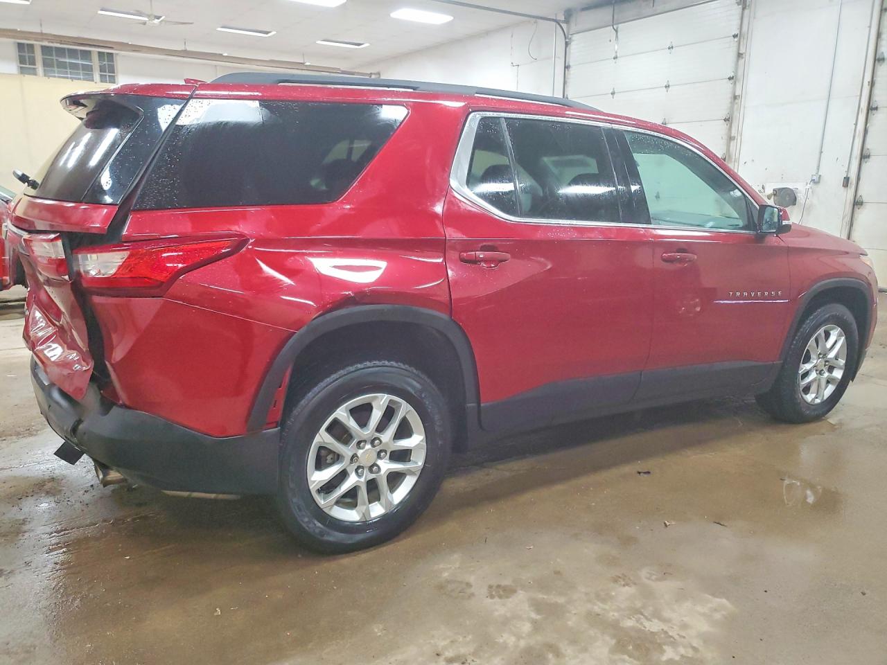 2019 CHEVROLET TRAVERSE LT photo 3
