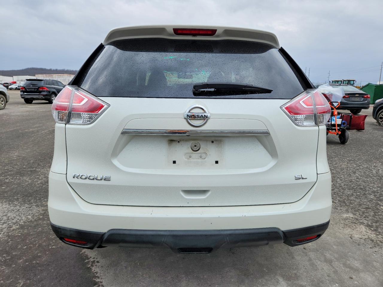 2016 NISSAN ROGUE SL photo 6