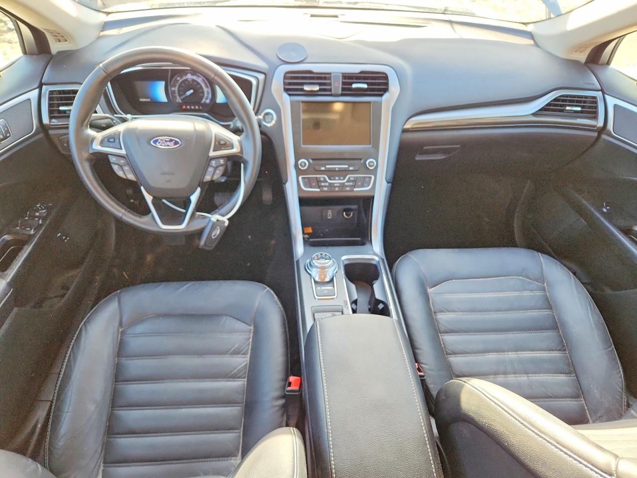 2017 FORD FUSION SE PHEV photo 8