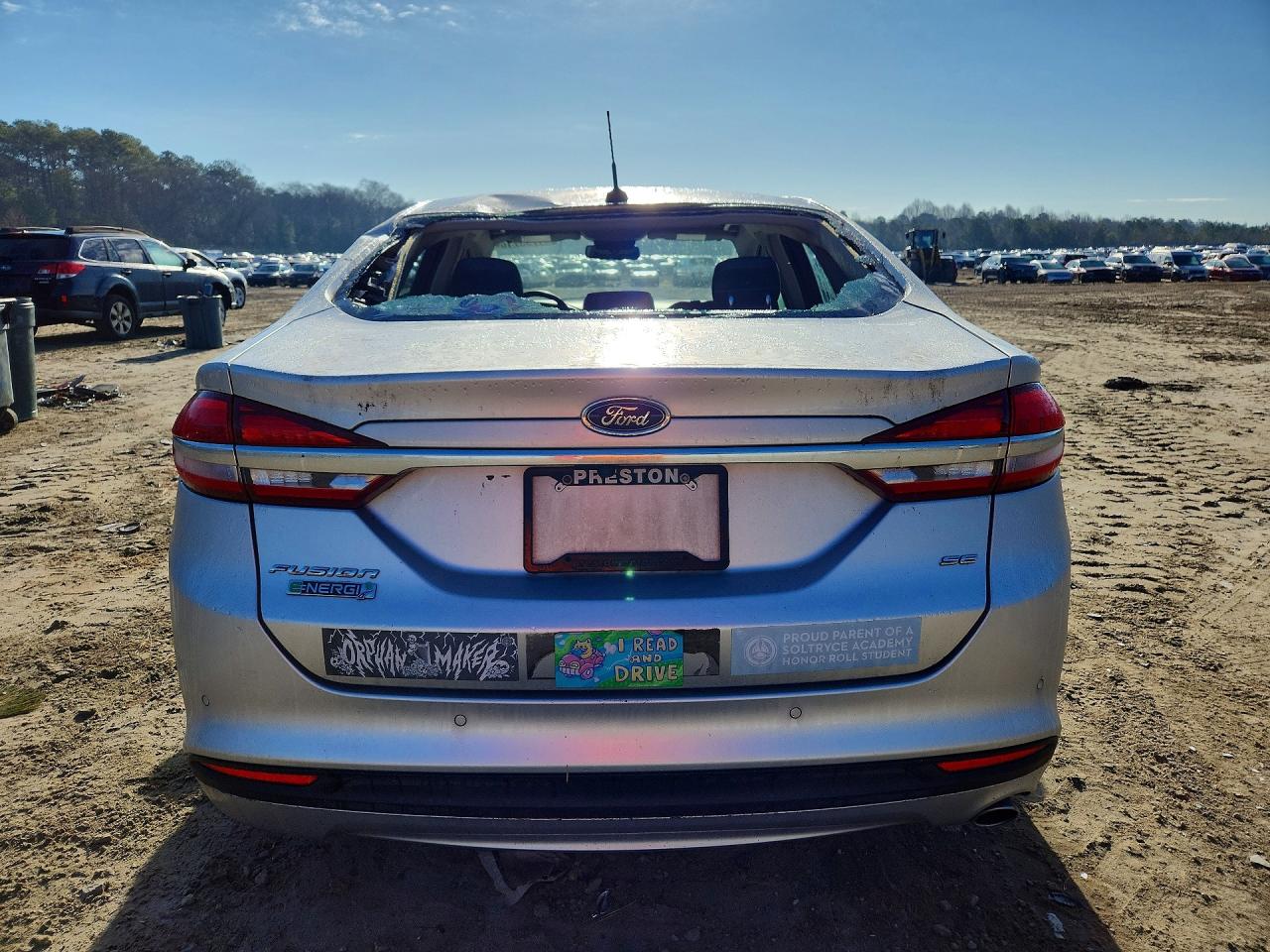 2017 FORD FUSION SE PHEV photo 6