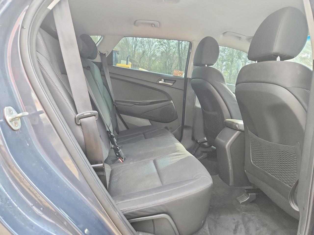 2020 HYUNDAI TUCSON SE photo 11