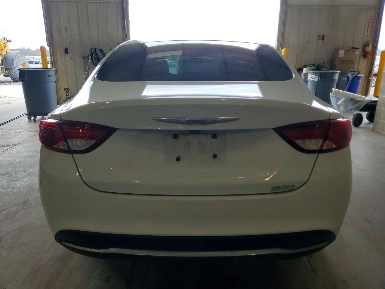 2016 CHRYSLER 200 LIMITED photo 6