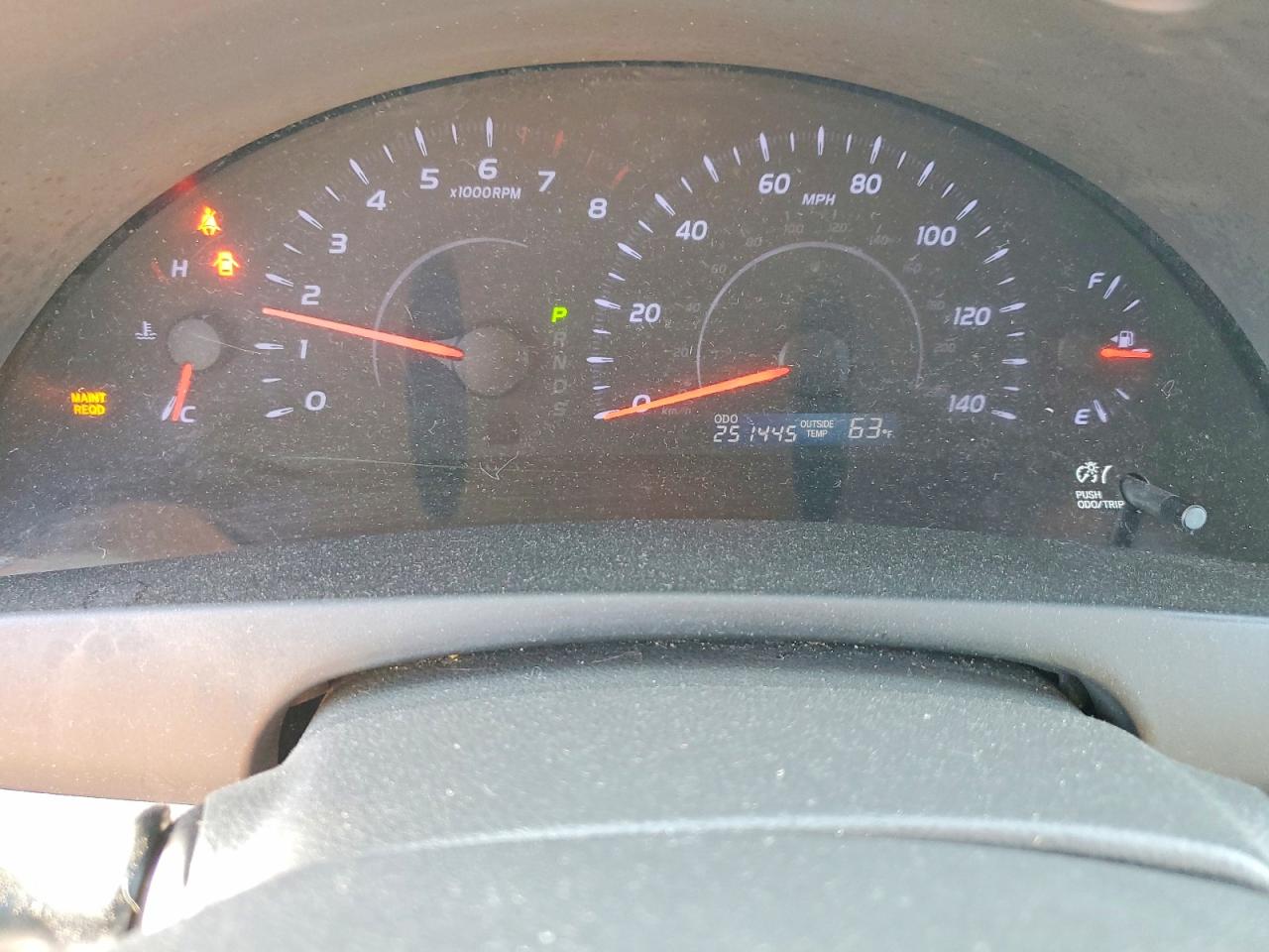 2010 TOYOTA CAMRY LE photo 25