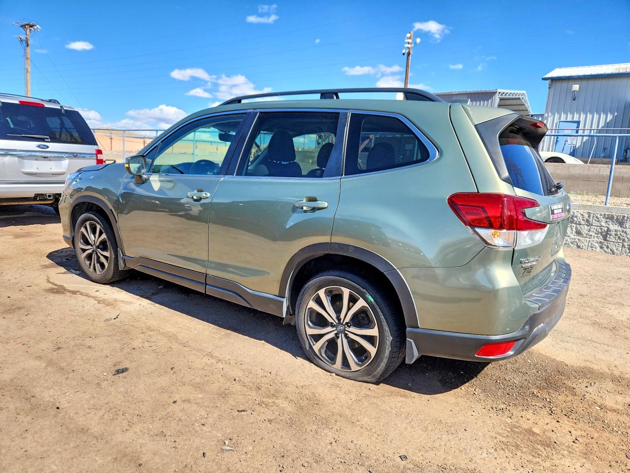 2019 SUBARU FORESTER LIMITED photo 2