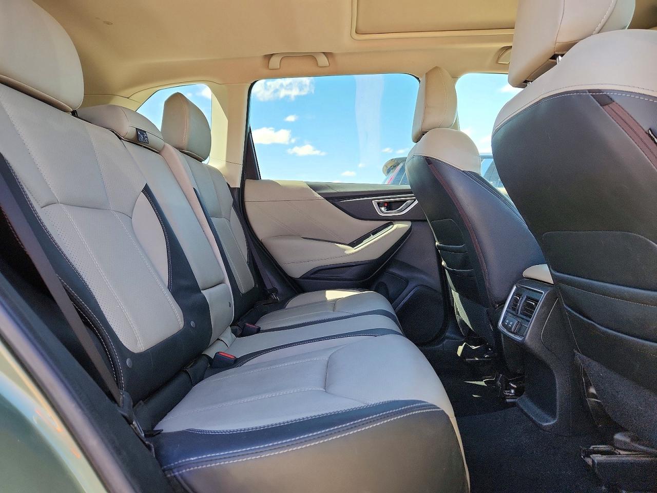 2019 SUBARU FORESTER LIMITED photo 10