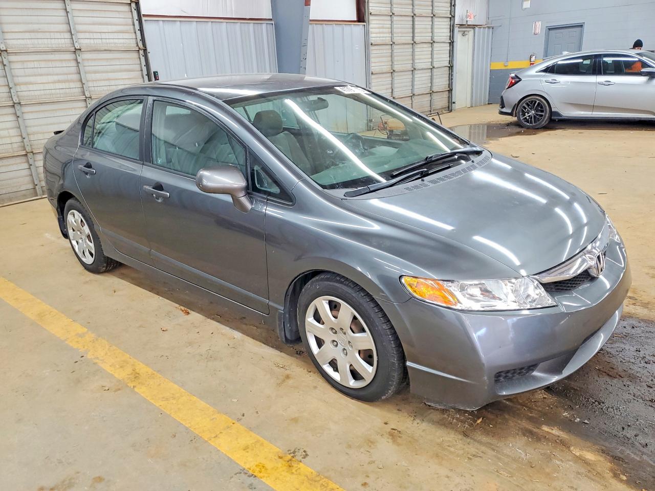 2010 HONDA CIVIC LX photo 4