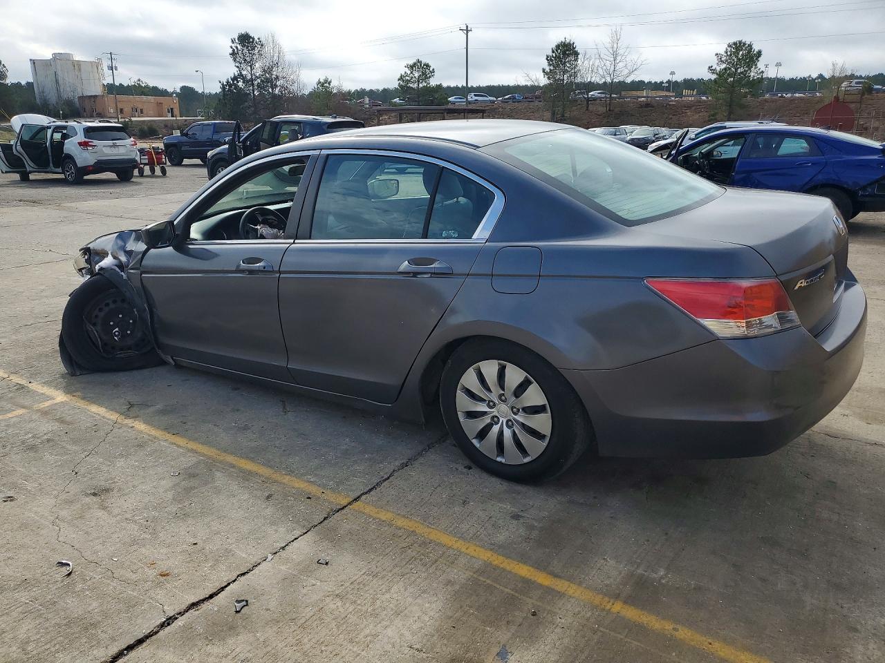 2010 HONDA ACCORD LX photo 3