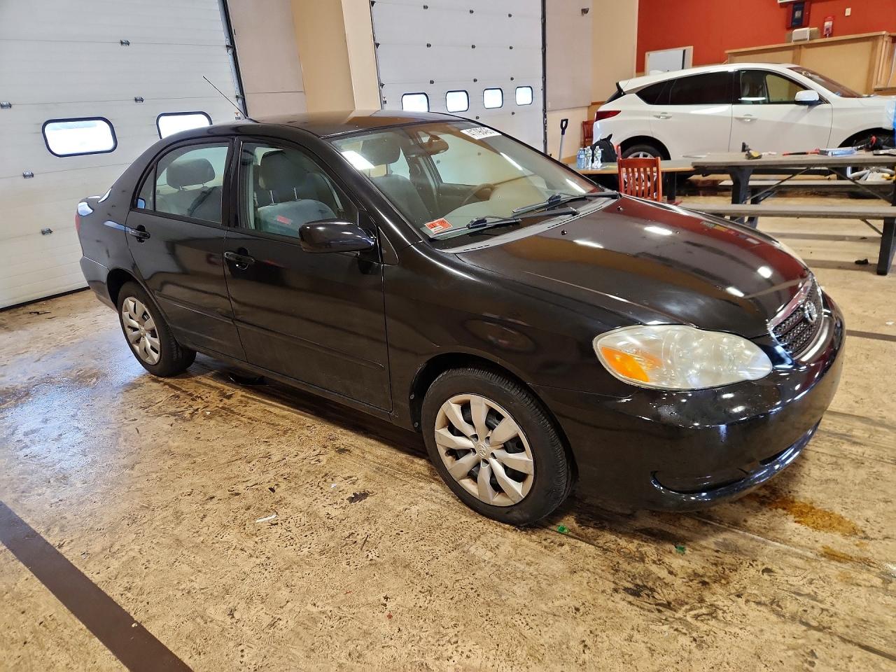 2006 TOYOTA COROLLA LE photo 4