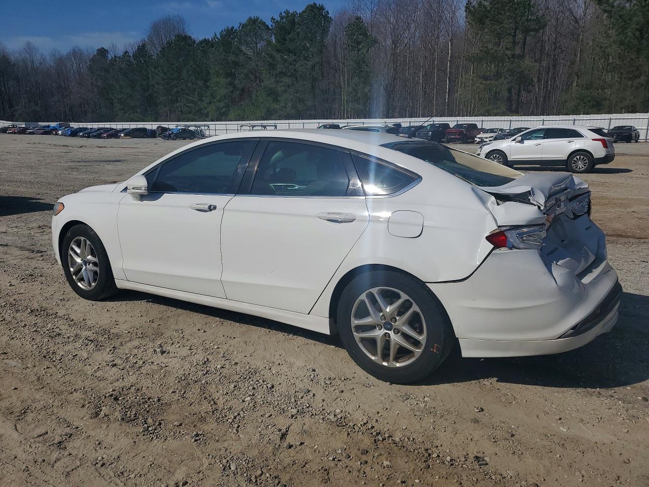 2013 FORD FUSION SE photo 4