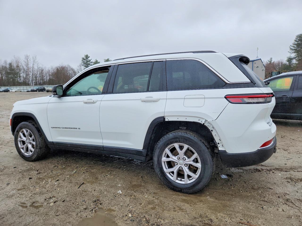 2022 JEEP GRAND CHEROKEE LIMITED photo 2