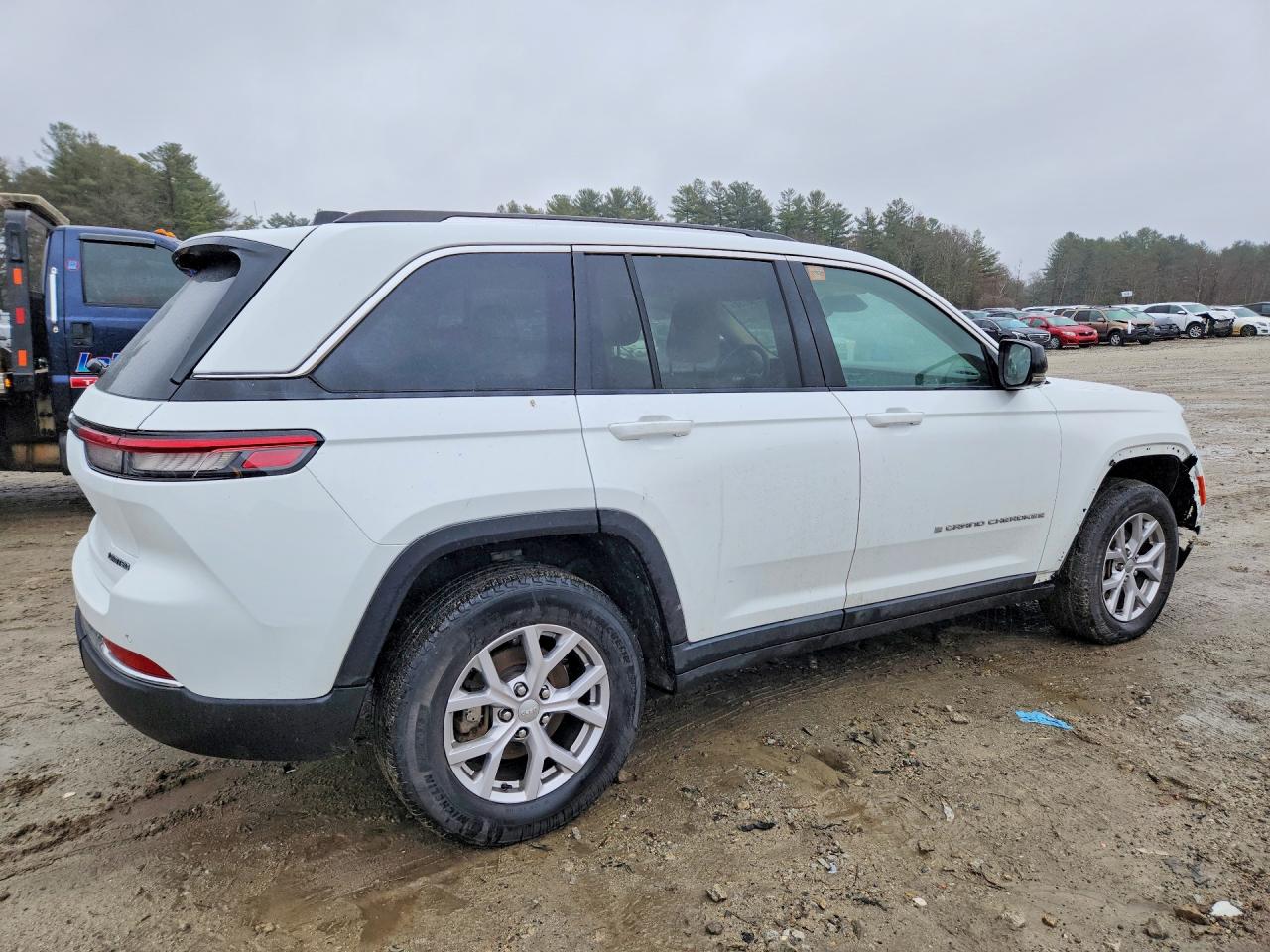 2022 JEEP GRAND CHEROKEE LIMITED photo 3