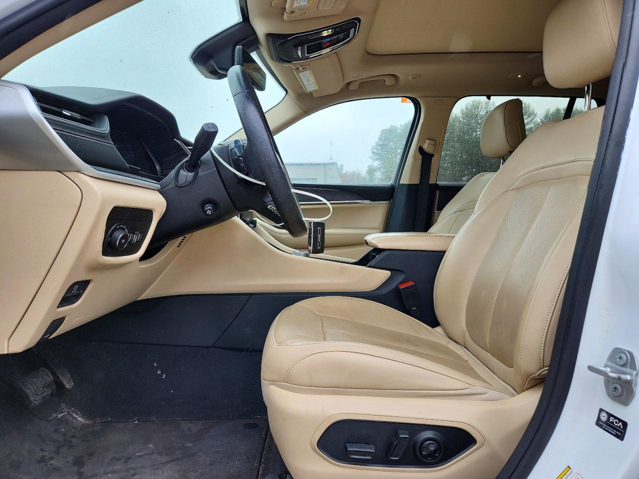 2022 JEEP GRAND CHEROKEE LIMITED photo 7