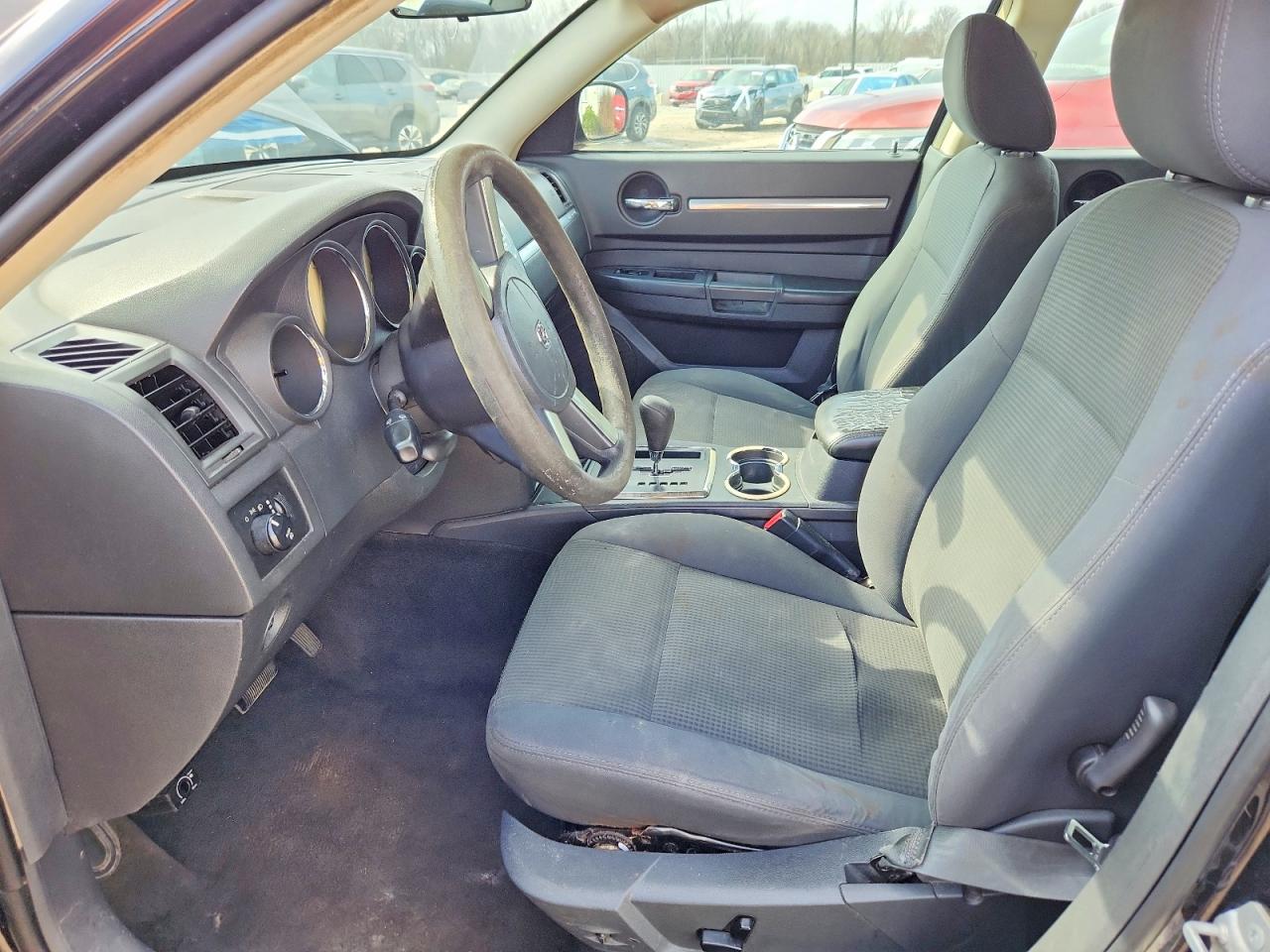 2010 DODGE CHARGER SXT photo 13