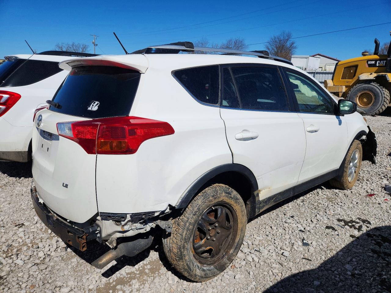 2013 TOYOTA RAV4 LE photo 5