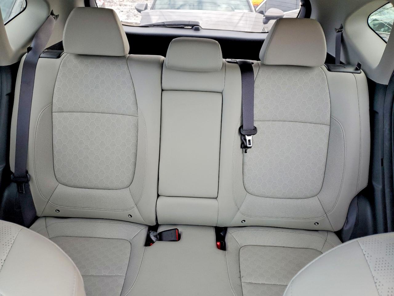 2021 KIA SELTOS EX photo 19