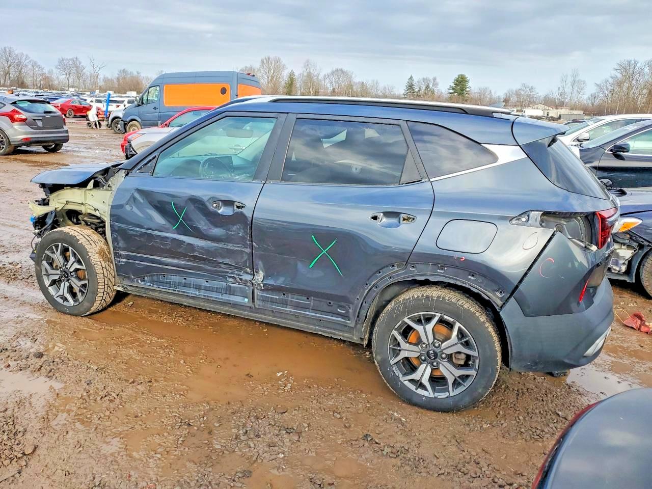 2021 KIA SELTOS EX photo 3